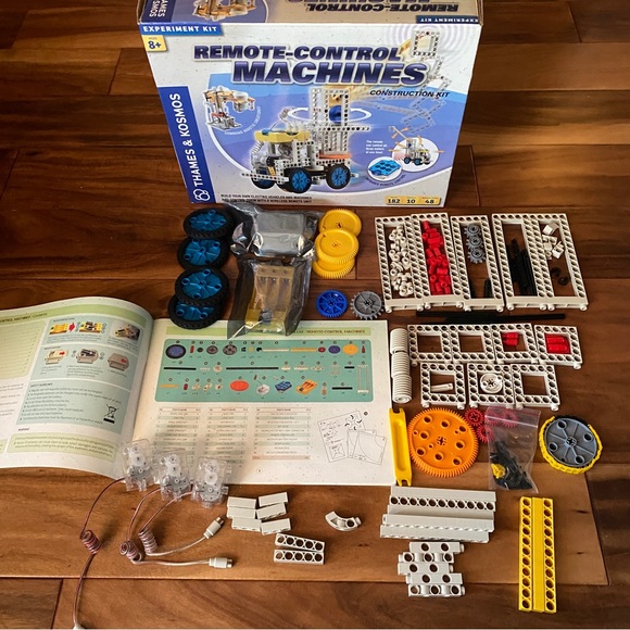 Thames & Kosmos remote control machines construction kit, like new - Picture 2 of 10